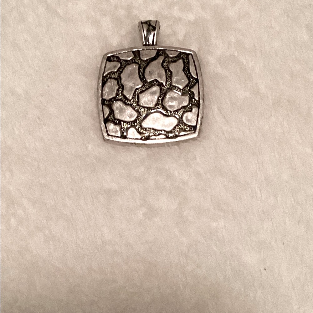 Pendant